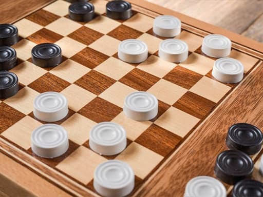 Checkers for two game screenshot - sports - Free online game