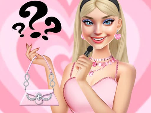 Whats In My Bag? game screenshot - girls - Free online game